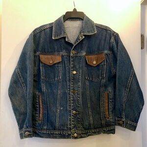 Vintage Trucker Style Denim Jean Jacket with Leather Detailing